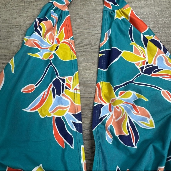 ModCloth bathing suit Women’s One Piece Floral Medium Halter Tropical Green - Picture 4 of 10